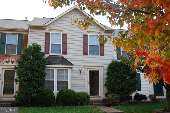 property at 8721 Rochelle Dr