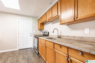 1240 Pembroke Rd in Bethlehem, PA - Building Photo - Building Photo