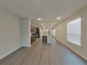 2407 Foster Hl Rd in Richmond, TX - Building Photo - Building Photo