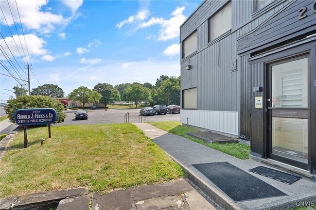 2030 Erie Blvd E, Unit 1207 in Syracuse, NY - Building Photo - Building Photo