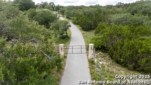 218 Walnut in Spring Branch, TX - Building Photo