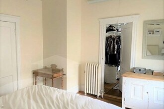 6 Poplar Rd, Unit 3 in Cambridge, MA - Foto de edificio - Building Photo