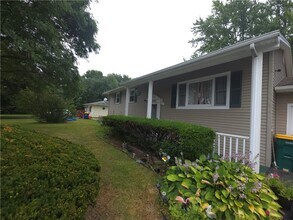 2093 Lehigh Station Rd in Pittsford, NY - Building Photo - Building Photo