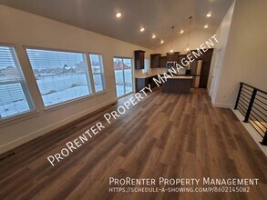 233 Clair Pl in Clearfield, UT - Building Photo - Building Photo
