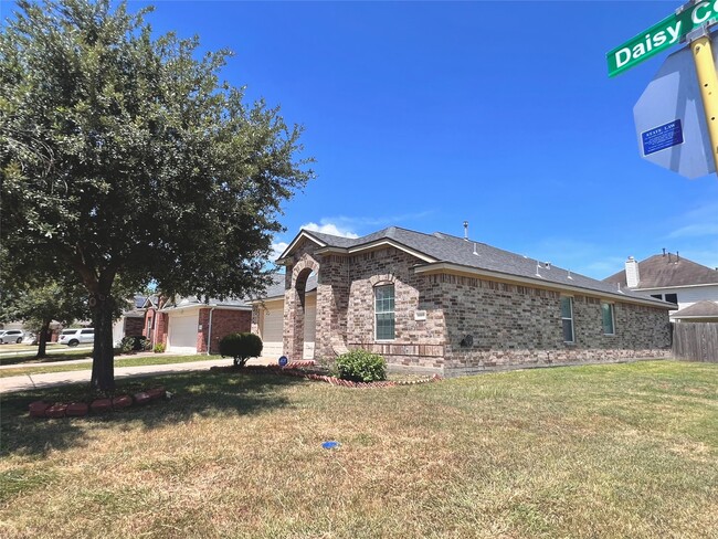 9302 Daisy Cove Ln in Houston, TX - Building Photo - Building Photo