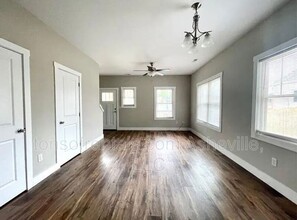 30 Cedar St in Asheville, NC - Building Photo - Building Photo