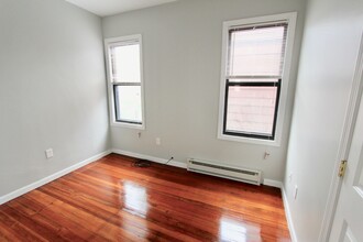 358 Princeton St, Unit 1 in Boston, MA - Building Photo - Building Photo