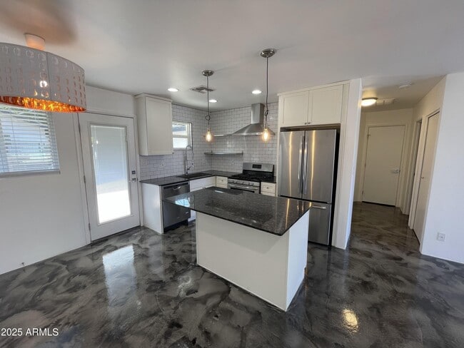 property at 3416 N 37th St