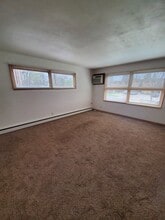 4909 Ascot Ln, Unit #R2 in Madison, WI - Foto de edificio - Building Photo