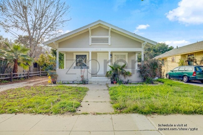 property at 1815 San Andres St