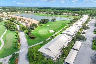 28072 Cavendish Ct in Bonita Springs, FL - Building Photo - Building Photo