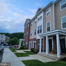 107 Kramer Ct in Florence, NJ - Building Photo - Building Photo