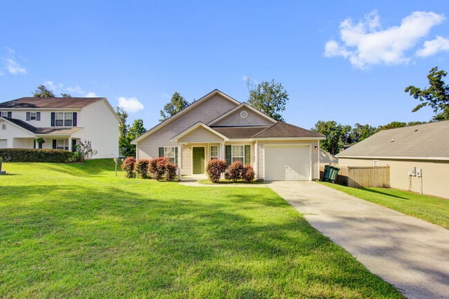 property at 306 Huntington Ct