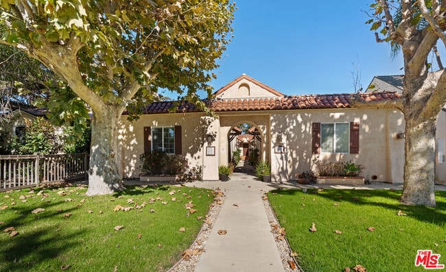 4208 Lafayette Pl in Culver City, CA - Building Photo - Building Photo