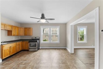 420 Elm St in Woonsocket, RI - Building Photo - Building Photo