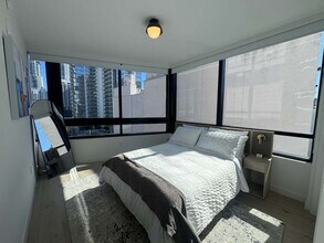 225 N Miami Ave in Miami, FL - Building Photo - Building Photo