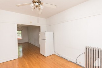 5137 N Wolcott Ave, Unit 1 in Chicago, IL - Building Photo - Building Photo