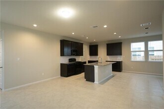 159 Living Reef Dr in San Marcos, TX - Building Photo - Building Photo