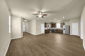 4274 McGregor Blf Ln in Conroe, TX - Building Photo - Building Photo