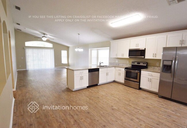 5581 Los Palma Vista Dr, Unit 220 in Orlando, FL - Building Photo - Building Photo