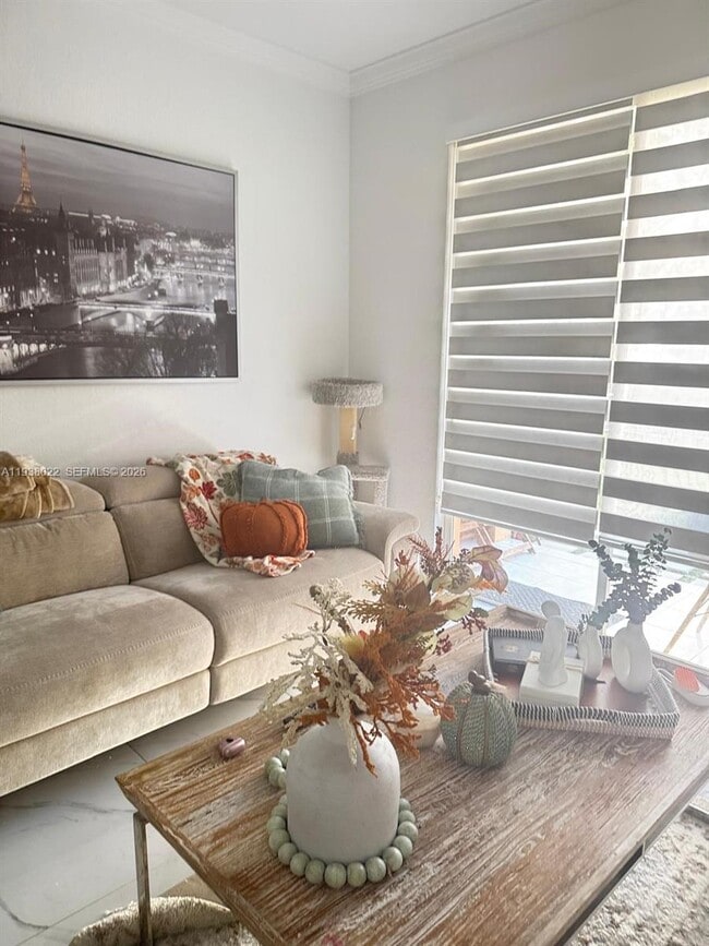 7200 NW 177th St in Hialeah, FL - Building Photo - Building Photo