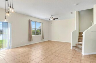 1604 Scarlet Oak Loop in Winter Garden, FL - Building Photo - Building Photo