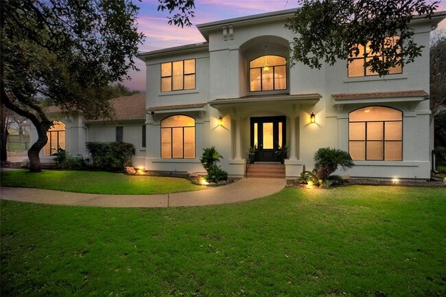 property at 608 Lakeway Dr