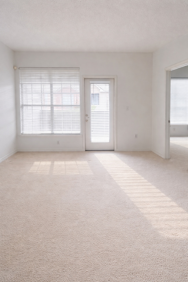 509 Spartan Dr, Unit 5208 in Slidell, LA - Foto de edificio - Building Photo