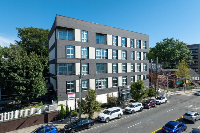 2130 John F Kennedy Blvd in Jersey City, NJ - Building Photo - Building Photo
