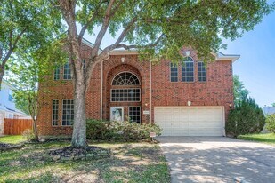 13835 Desert Canyon Dr in Houston, TX - Building Photo