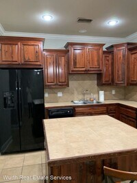 3937 Cypress Hall Dr photo'