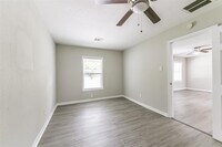 5118 Keystone St photo'