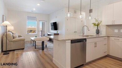 10670 Jake Jabs Blvd in Longmont, CO - Building Photo - Building Photo