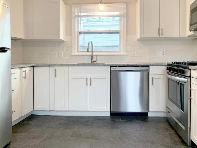 142 E Gay St, Unit 3