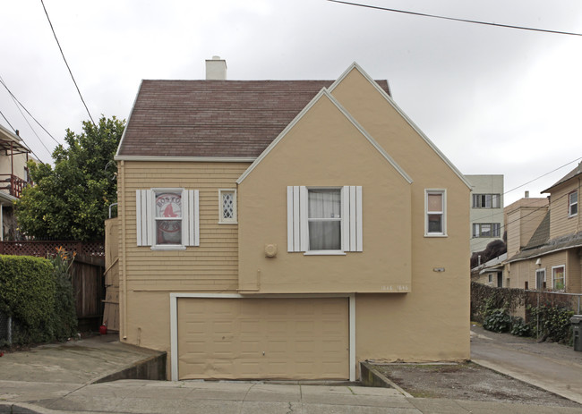 1844 5th Ave in Oakland, CA - Foto de edificio - Building Photo