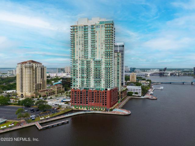 property at 1431 Riverplace Blvd