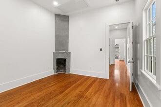 713 Valence St in New Orleans, LA - Building Photo - Building Photo