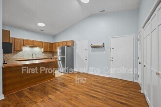 4130 Charlotte Hwy in Lake Wylie, SC - Building Photo - Building Photo