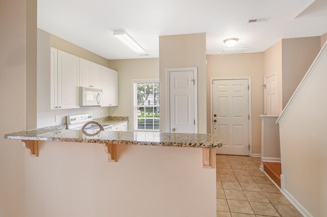 2337 Bay Harbor Dr in Raleigh, NC - Building Photo - Building Photo