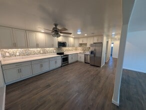 8024 Tone Ln in El Cajon, CA - Building Photo - Building Photo