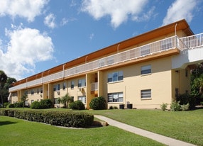 Riverside Apartments in Cocoa, FL - Building Photo