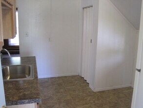 1138 E Madison St, Unit 1138 in Eau Claire, WI - Building Photo - Building Photo