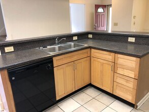 1780-1782-1782 Hightower Dr in Columbus, OH - Foto de edificio - Building Photo