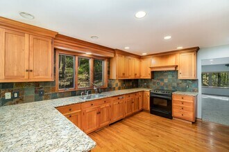 3533 Woodland Trail in Cincinnati, OH - Building Photo - Building Photo