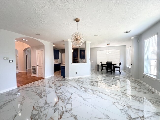 2819 Lake Shore Harbour Dr in Missouri City, TX - Building Photo - Building Photo