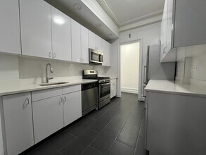 200 W 58th St in New York, NY - Building Photo - Building Photo