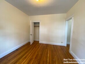 1156 Commonwealth Ave in Boston, MA - Building Photo - Building Photo