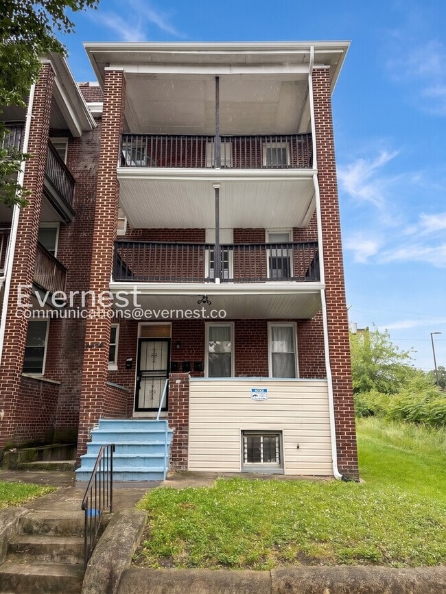 property at 2444 Callow Ave