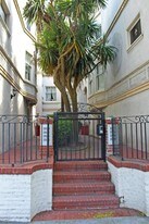 2612-2626 Van Ness Ave Apartments