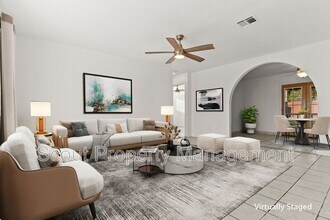 260 Val Monte Dr in Hemet, CA - Building Photo - Building Photo